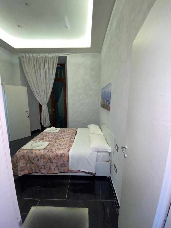 Savastano House Hotel Naples Exterior photo