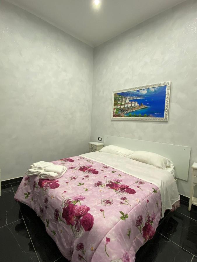 Savastano House Hotel Naples Exterior photo