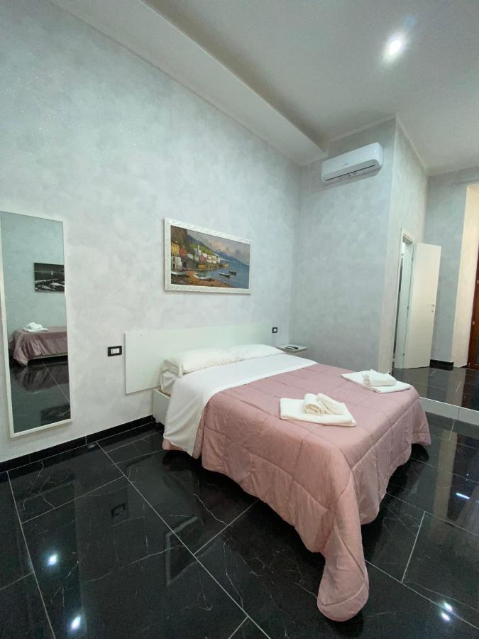 Savastano House Hotel Naples Exterior photo